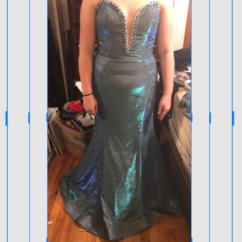 Prom dress